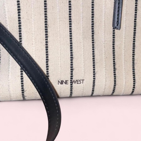 Nine West Black and Cream Women's Bag - Picture 7 of 9